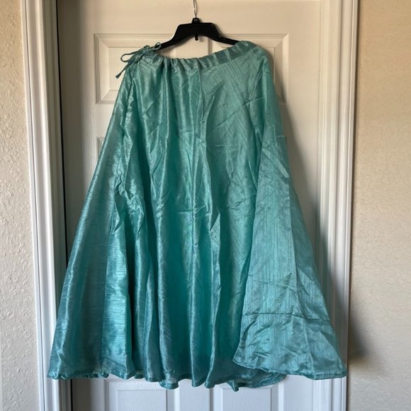 Lehenga Choli and Dupatta, size 10, Like New - Picture 16 of 16